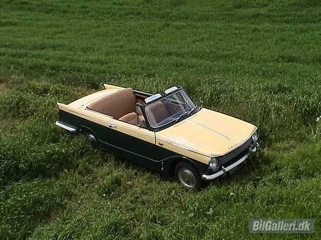 Triumph herald 13/60 - Stort bagsæde, man kan let sidde 5 i den. billede 7
