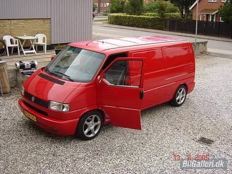 VW Transporter (lang) "SOLGT billede 1