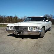 Cadillac Coupe DeVille