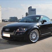 Audi TT Coupe