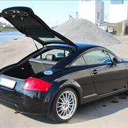 Audi TT Coupe