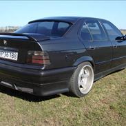 BMW e36 325i solgt