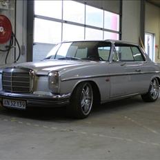 Mercedes Benz w114  250C....SOLGT