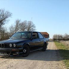 BMW E30 320i - M50 - SOLGT