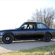 BMW E30 320i - M50 - SOLGT