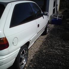 Opel astra 1.6i 8v