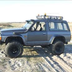 Nissan Patrol Gr ( Projekt 3.3 )