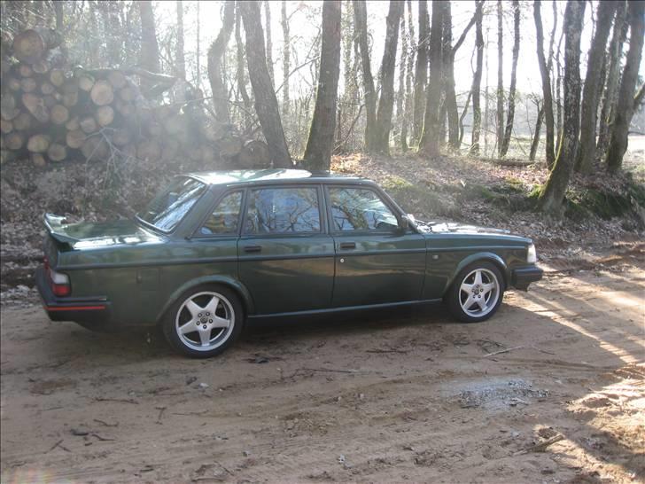 Volvo 264/240 Solgt billede 2