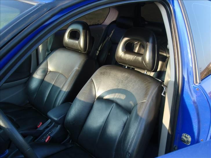 Nissan Almera 1,8 Sport SOLGT billede 14