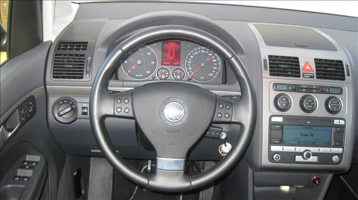 VW touran tdi united solgt billede 20