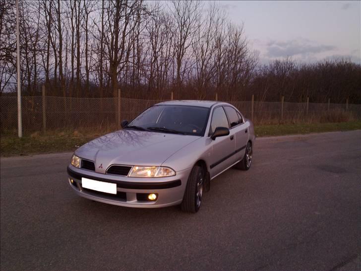 Mitsubishi Carisma billede 3