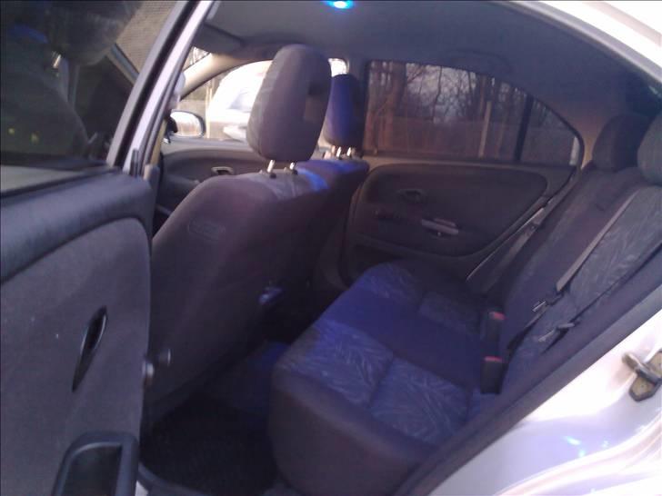 Mitsubishi Carisma billede 13