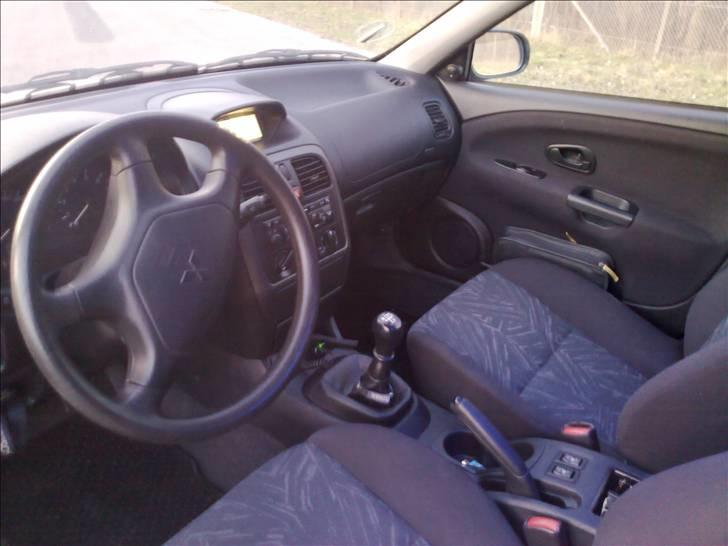 Mitsubishi Carisma billede 14