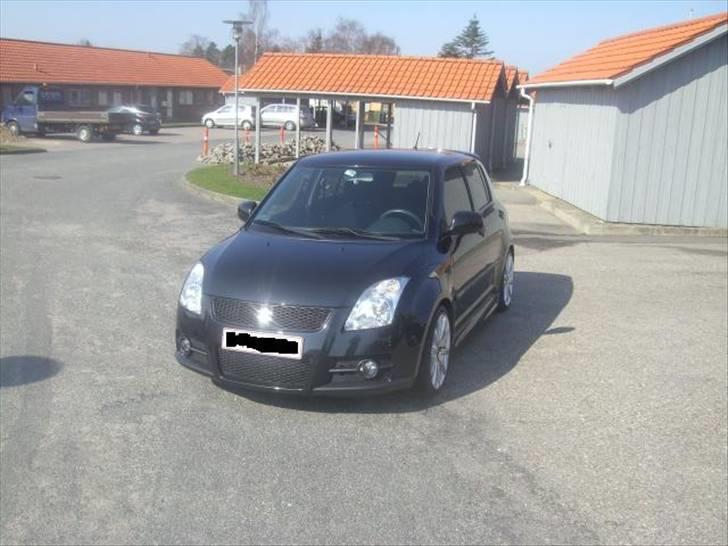 Suzuki Swift 1,3 GLX SOLGT billede 3