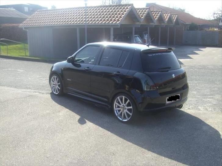 Suzuki Swift 1,3 GLX SOLGT billede 5