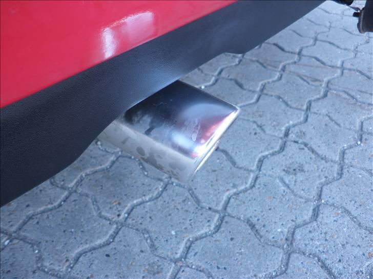 VW Golf 3 SOLGT - close up af min chrom rørhale billede 5