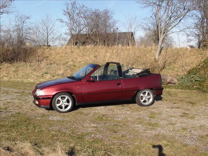 Opel kadett e gsi cabriolet billede 2