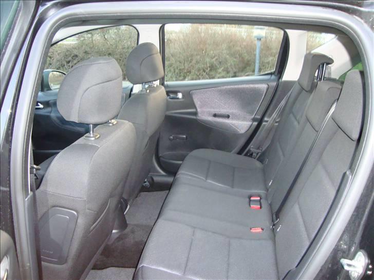 Peugeot 207 SW 1,6 HDI Premium billede 9