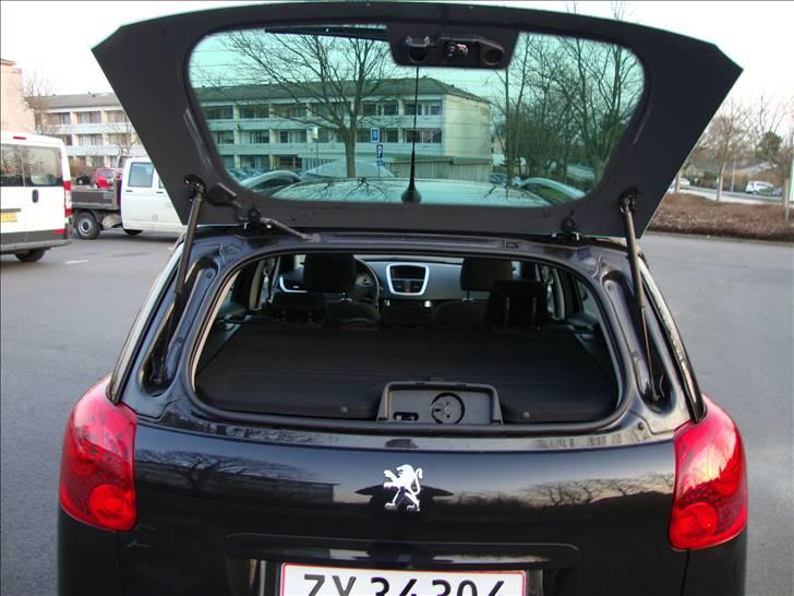 Peugeot 207 SW 1,6 HDI Premium billede 12