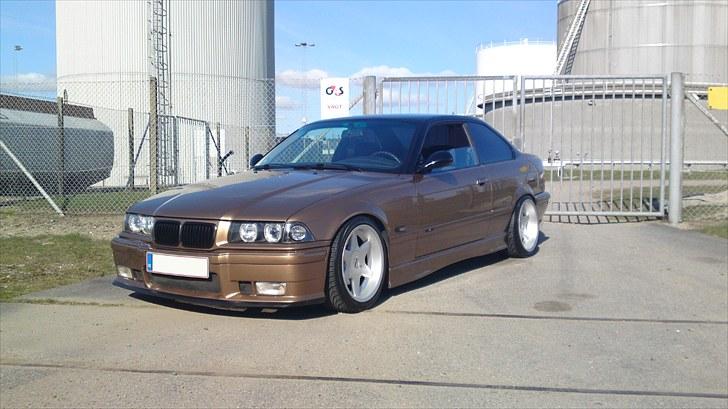 BMW 318is/320i Coupe *SOLGT* billede 2