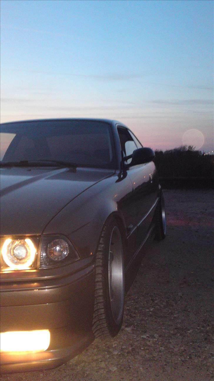 BMW 318is/320i Coupe *SOLGT* billede 9