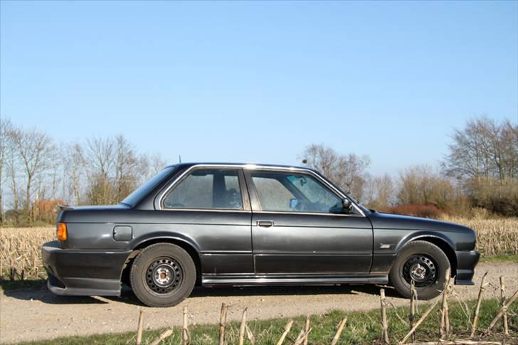 BMW E30 320i - M50 - SOLGT billede 5
