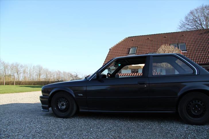 BMW E30 320i - M50 - SOLGT billede 7