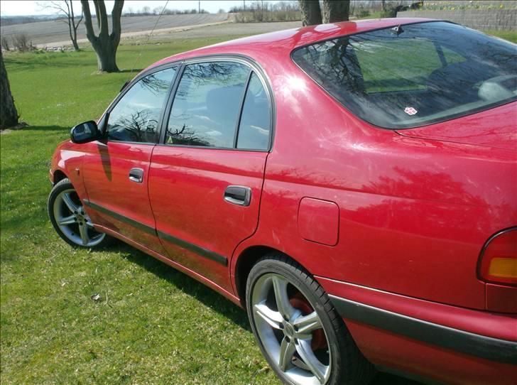 Toyota carina E turbo. totald skade billede 3