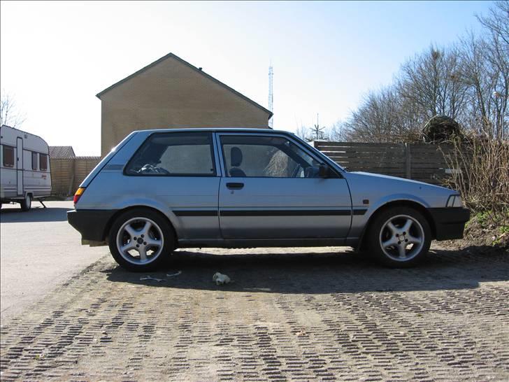 Toyota Corolla ( Skrottet ) billede 3