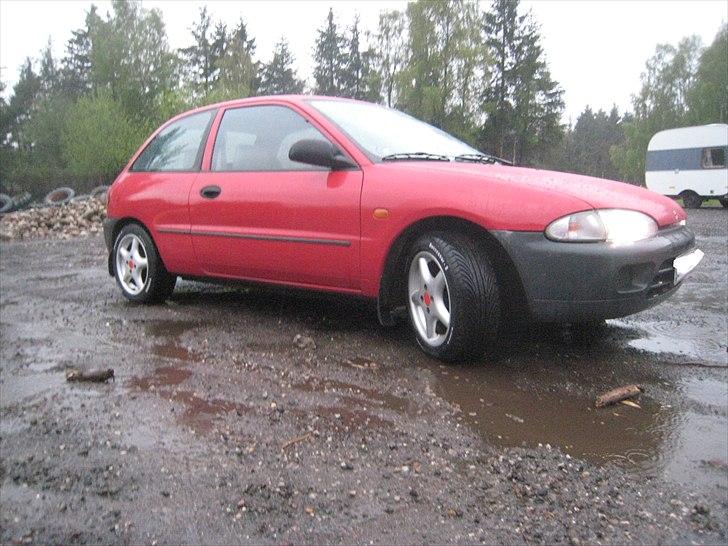 Mitsubishi Colt  Semi Glasfiber billede 2