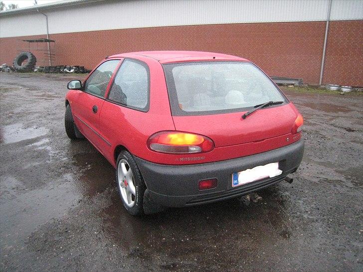 Mitsubishi Colt  Semi Glasfiber billede 4