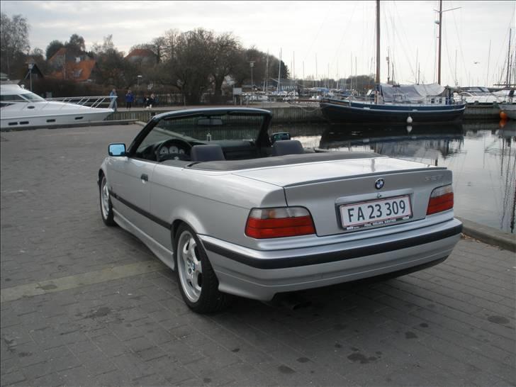 BMW 328i Cabriolet billede 4
