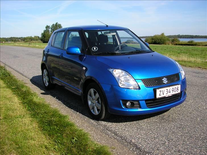 Suzuki swift 1,3 GLX  SOLGT billede 4