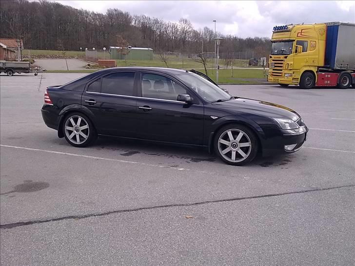 Ford Mondeo Sport billede 1
