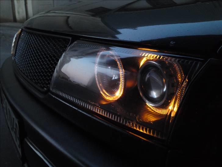 Opel Vectra A 2.0i (SKROTTET) billede 11