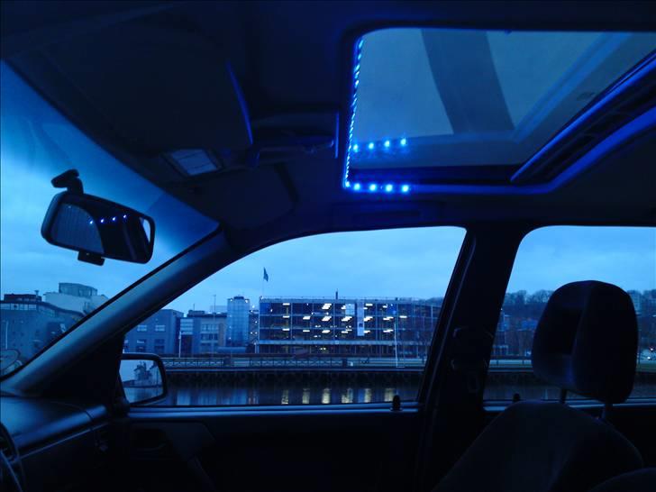 Opel Vectra A 2.0i (SKROTTET) billede 13