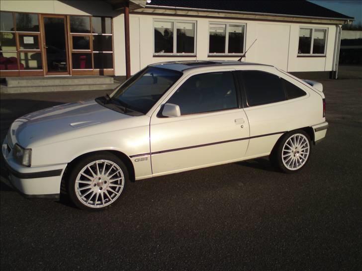 Opel Kadett E GSI Stjålet billede 3