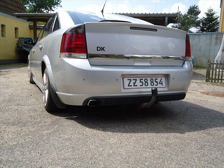 Opel Vectra C GTS  - God røv. med udstødning og uden emblemer. alt fjernet billede 8