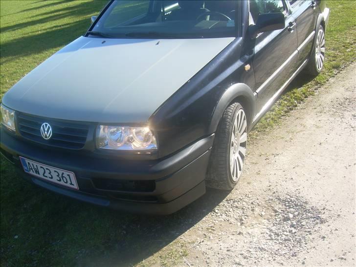VW Vento SOLGT billede 11