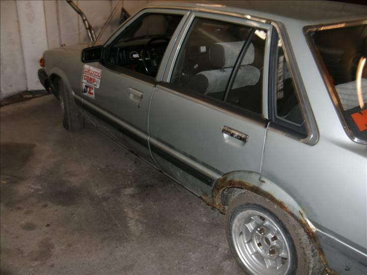 Daihatsu Charmant/Ke70 billede 2