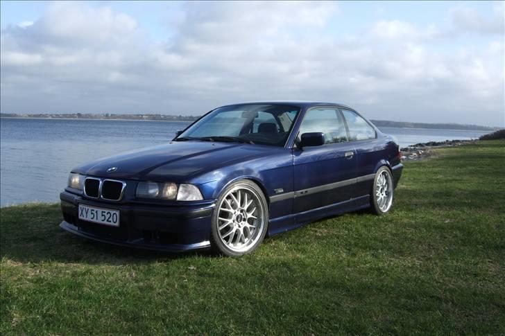 BMW E36 328i [solgt] billede 1