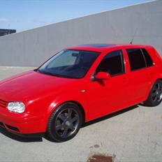 VW Golf Highline solgt