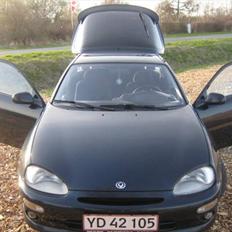 Mazda mx3 1.8 v6 - SOLGT. 