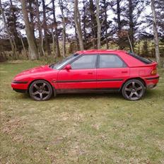 Mazda 323F  solgt