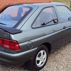 Ford Escort 1.6i CL