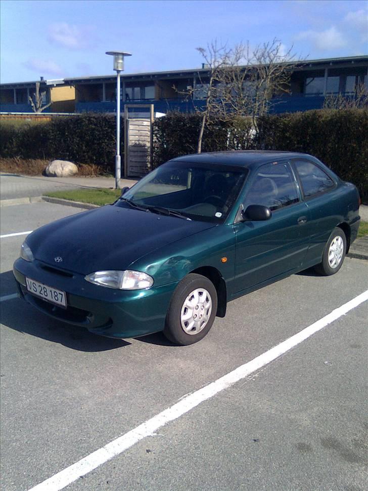 Hyundai Accent LS 1.3 - Skrottet billede 4