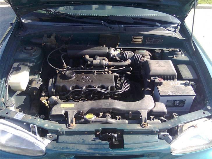 Hyundai Accent LS 1.3 - Skrottet billede 5