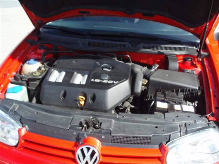 VW Golf Highline solgt billede 9