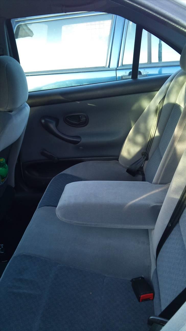 Peugeot 406 ST 2.0 billede 4