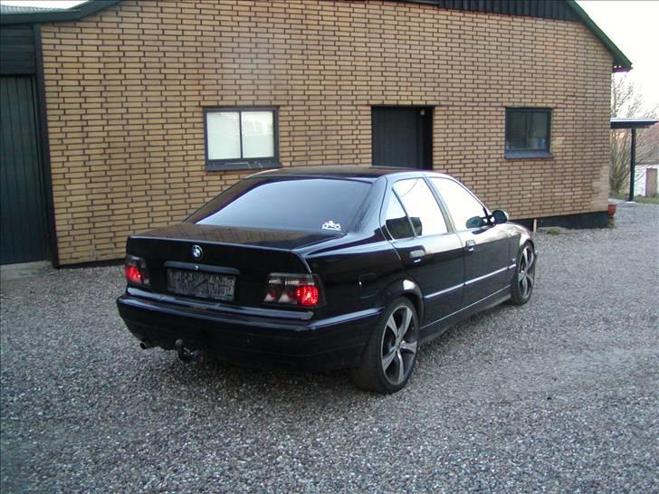 BMW E36 318  billede 3